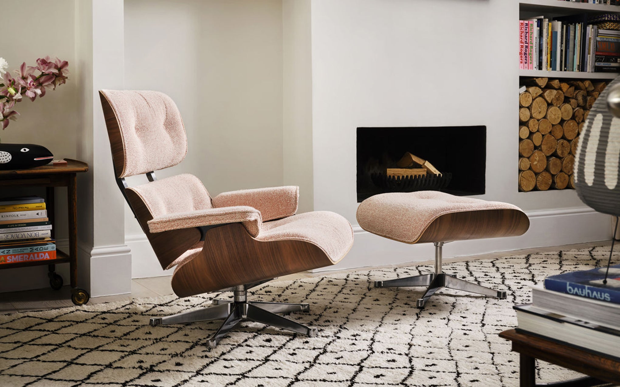 eames chair
