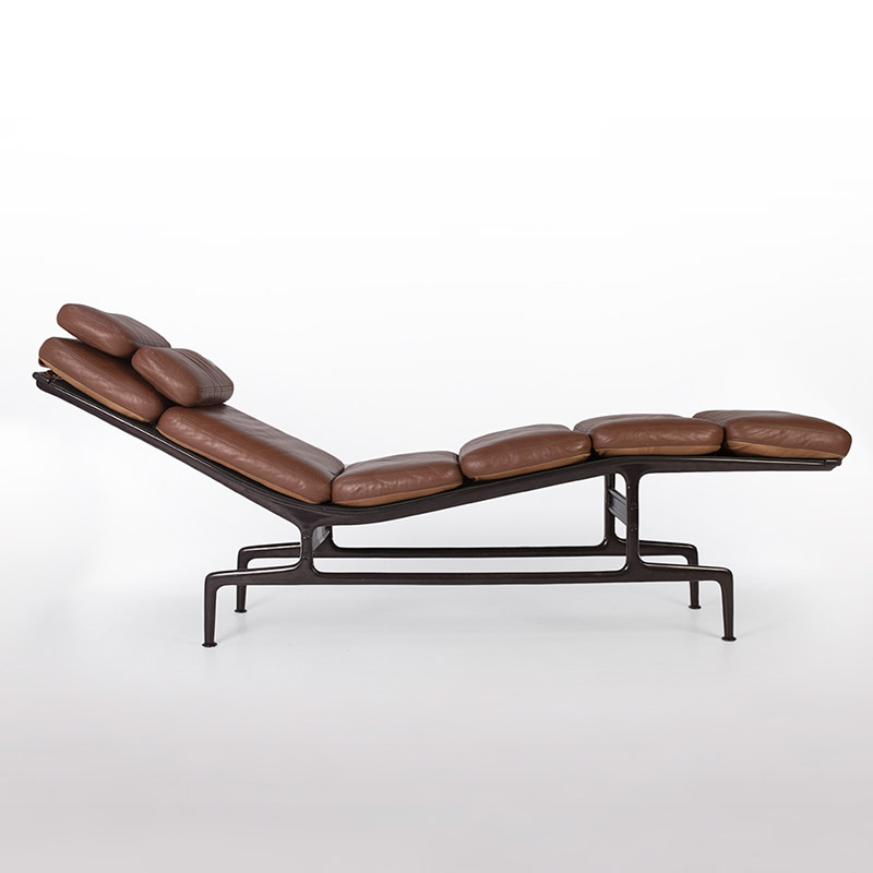 chaise longue eames